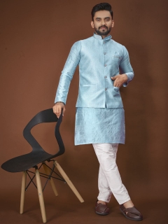 Luxurious designer men's kurta pajama 